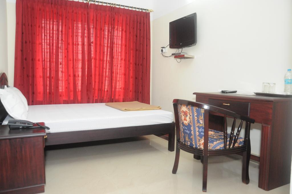 Dreamz Hotel Thiruvananthapuram Ruang foto