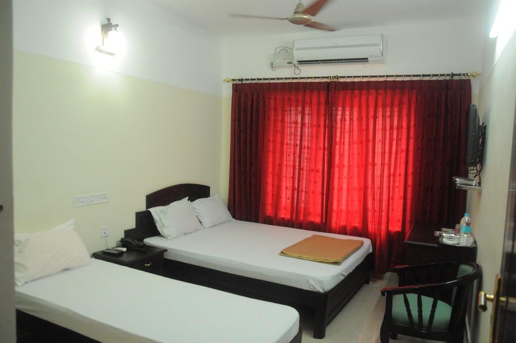 Dreamz Hotel Thiruvananthapuram Ruang foto